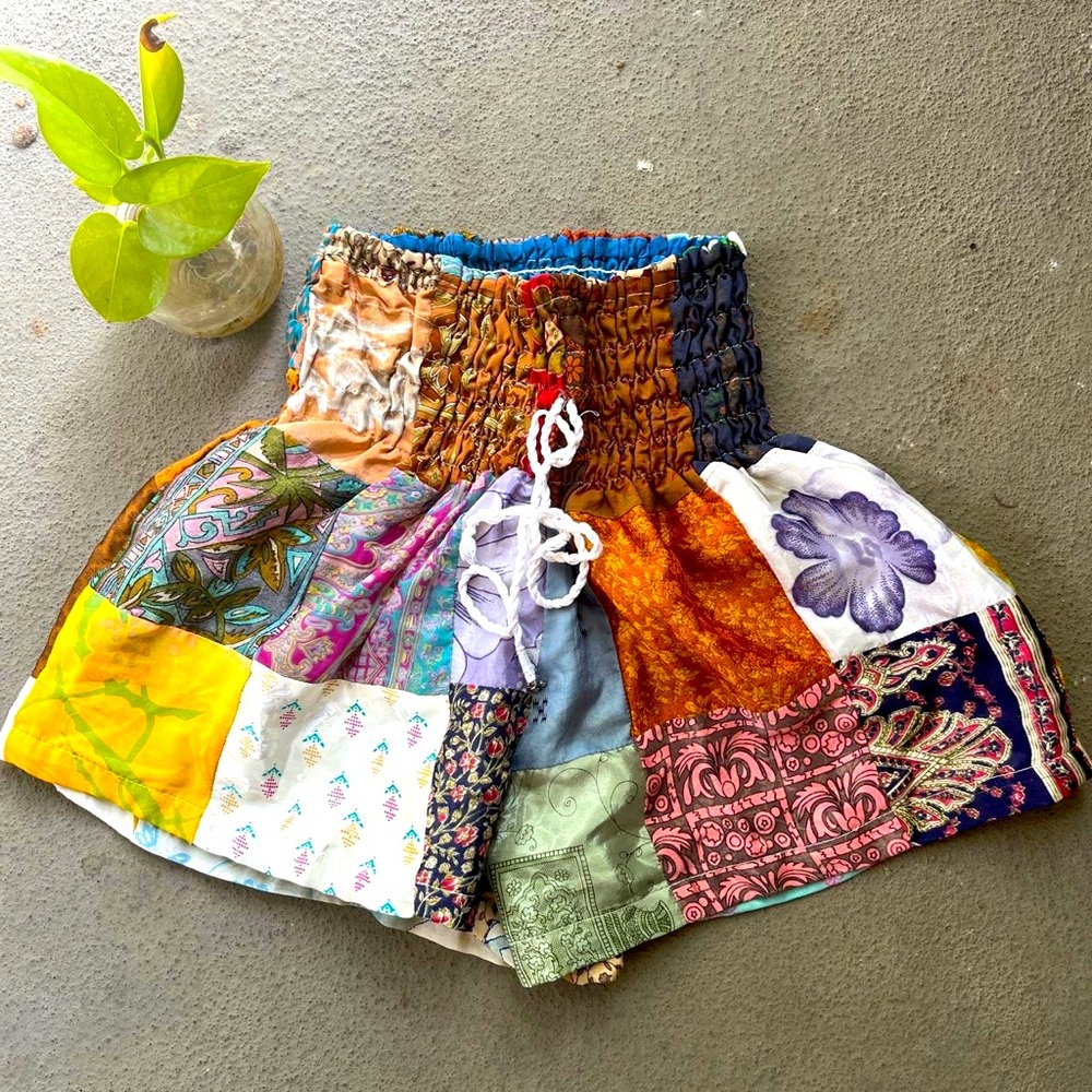 SILK SHORT 🩳 - Picture 4 of 4